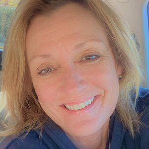 Meet your Posher, Michele